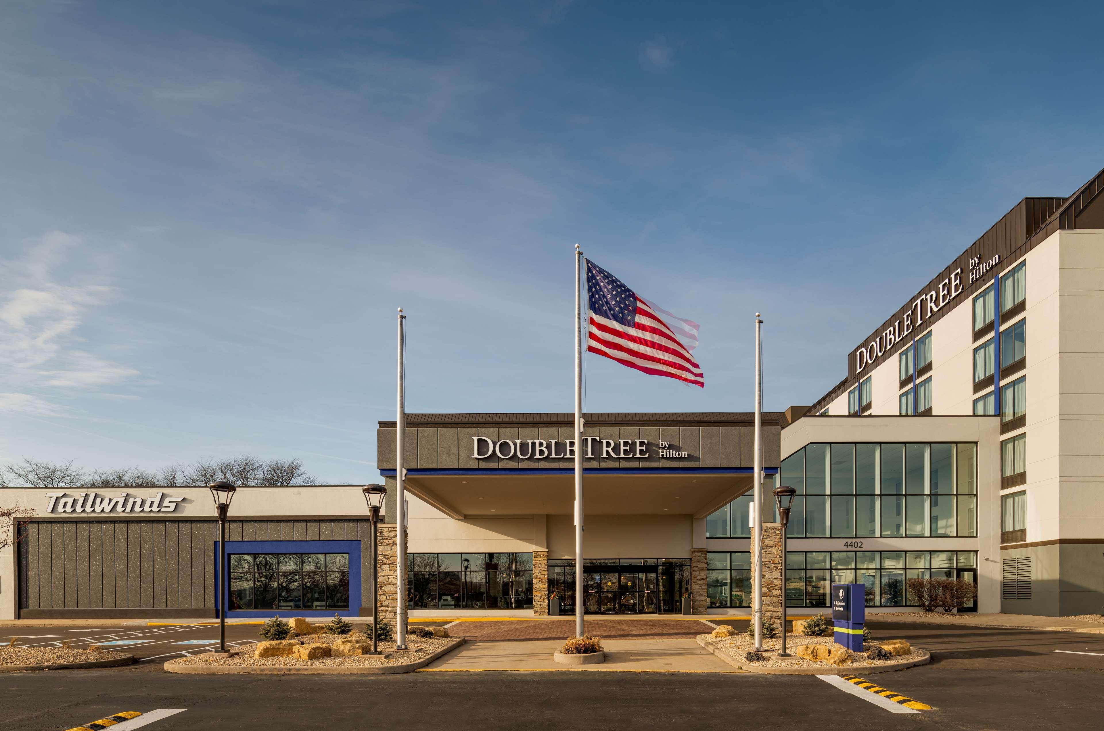 Doubletree By Hilton Madison East Otel Dış mekan fotoğraf
