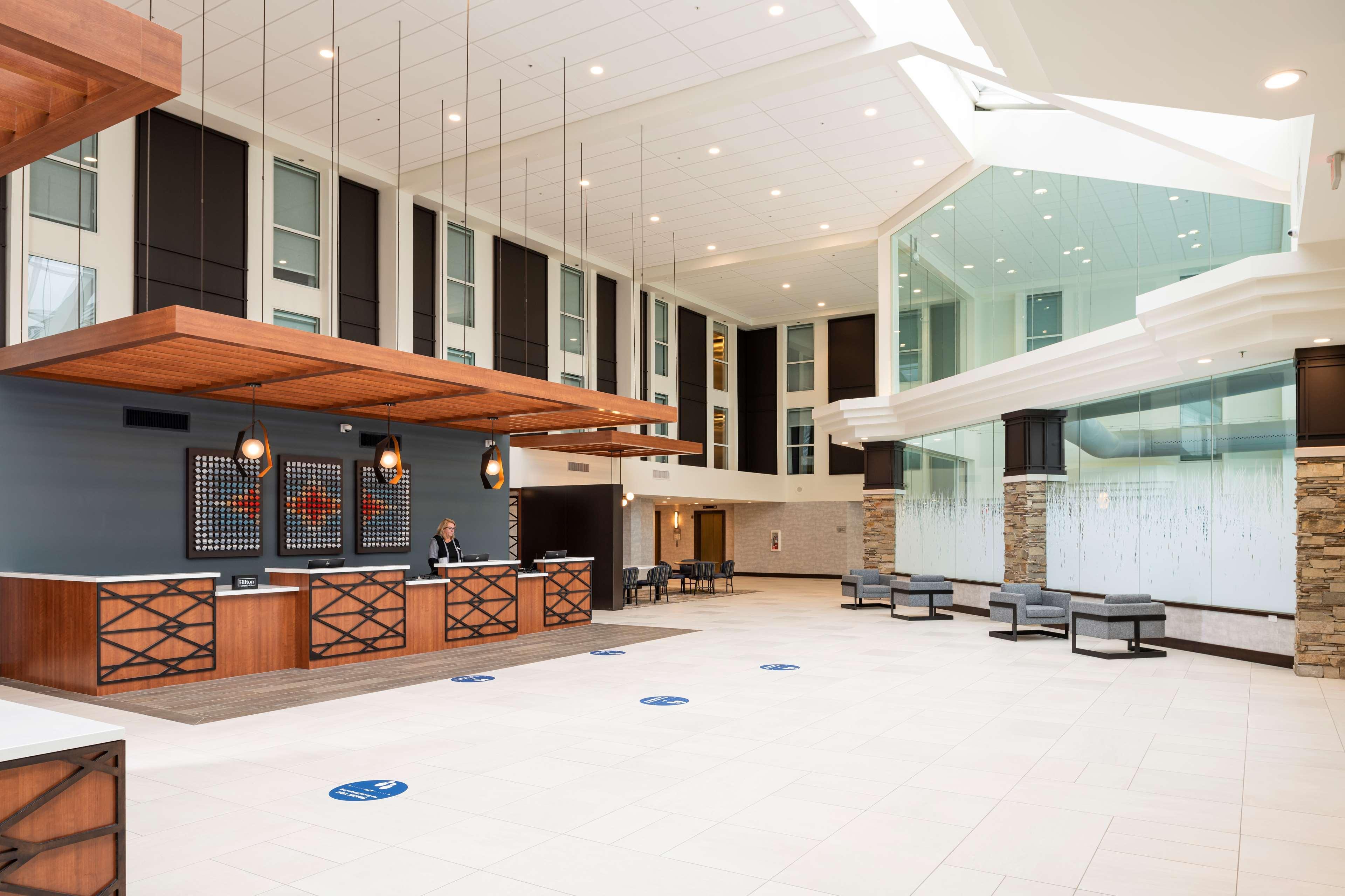 Doubletree By Hilton Madison East Otel Dış mekan fotoğraf