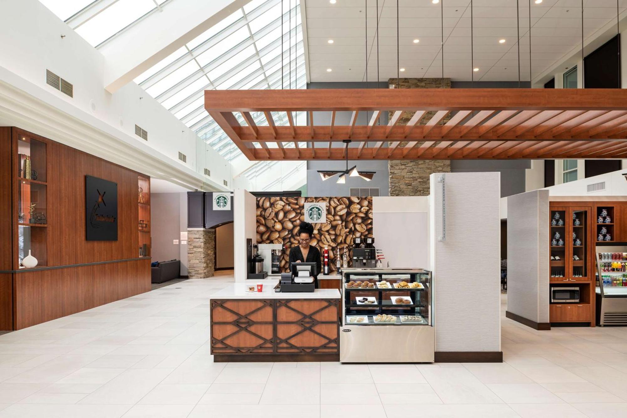 Doubletree By Hilton Madison East Otel Dış mekan fotoğraf